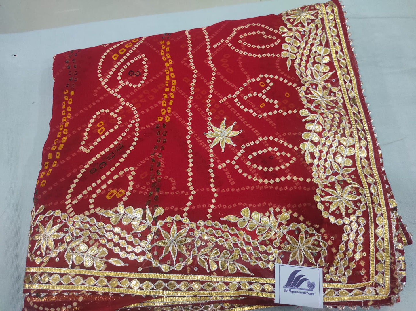 Working Gotta Patti Chunri