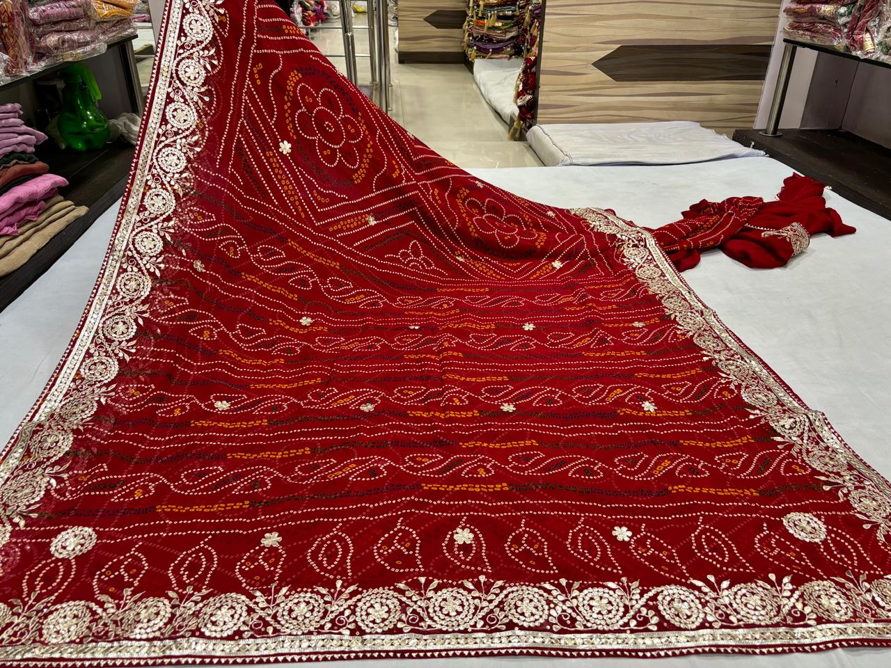 Working Gotta Patti Chunri