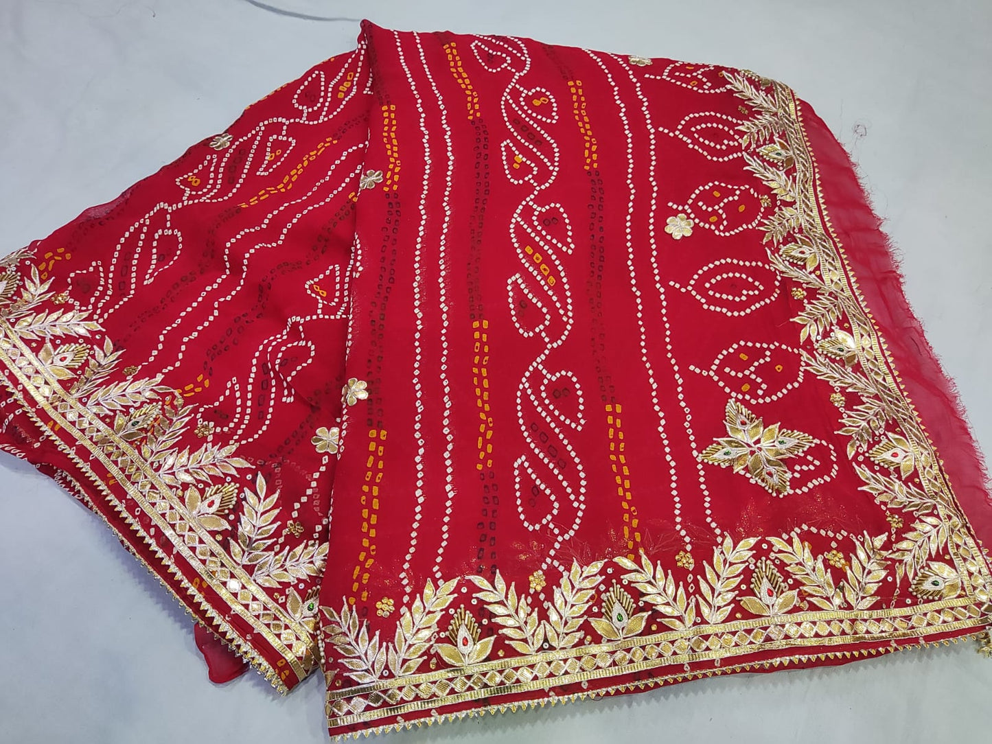 Working Gotta Patti Chunri