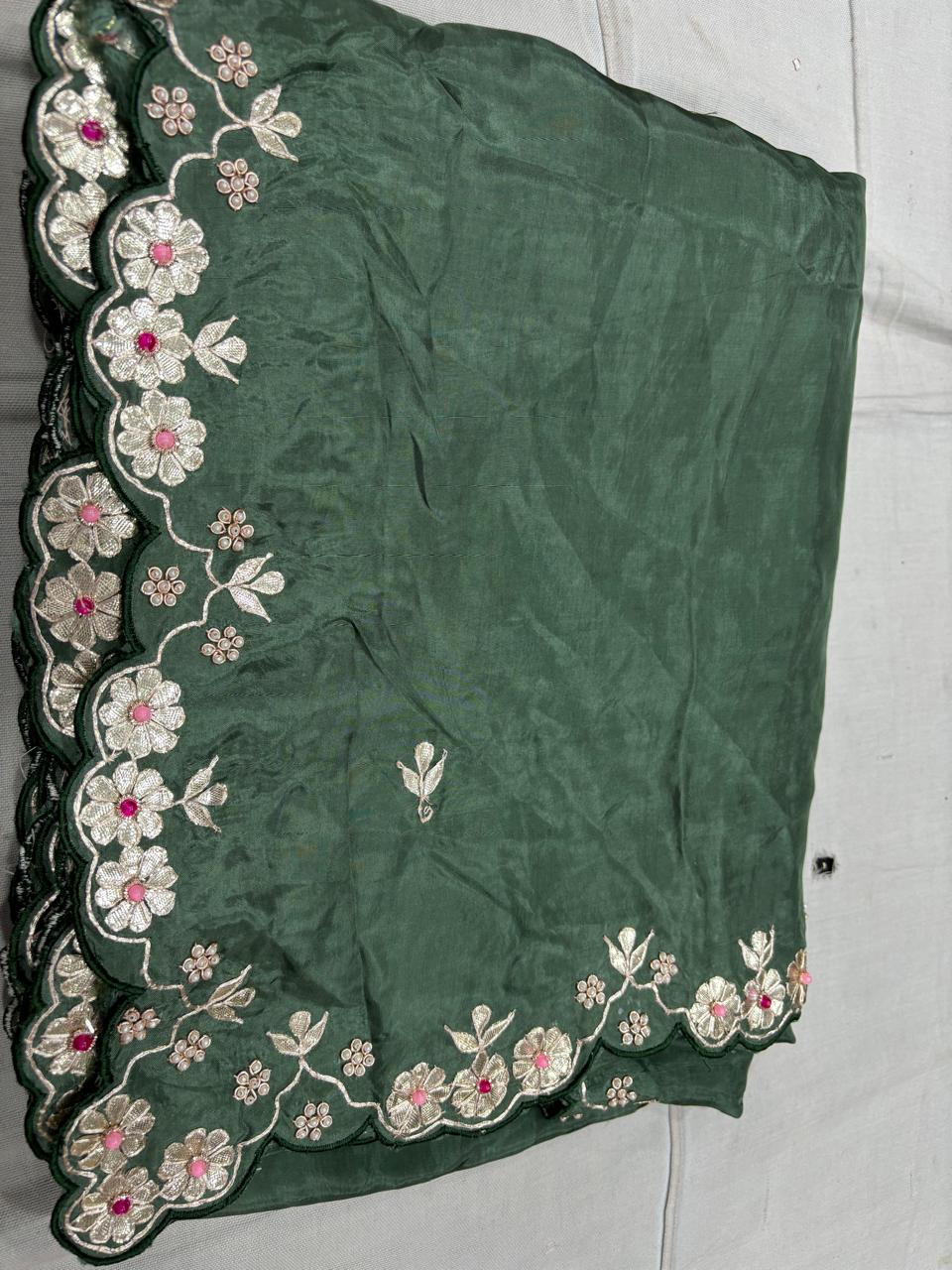 Forest Green Pittan Saree with Scalloped Border