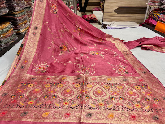 Pink Floral Motif Saree