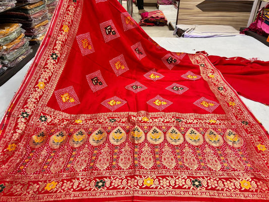 Red Floral Bandhani Saree