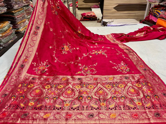 Pink Floral Motif Printed Saree