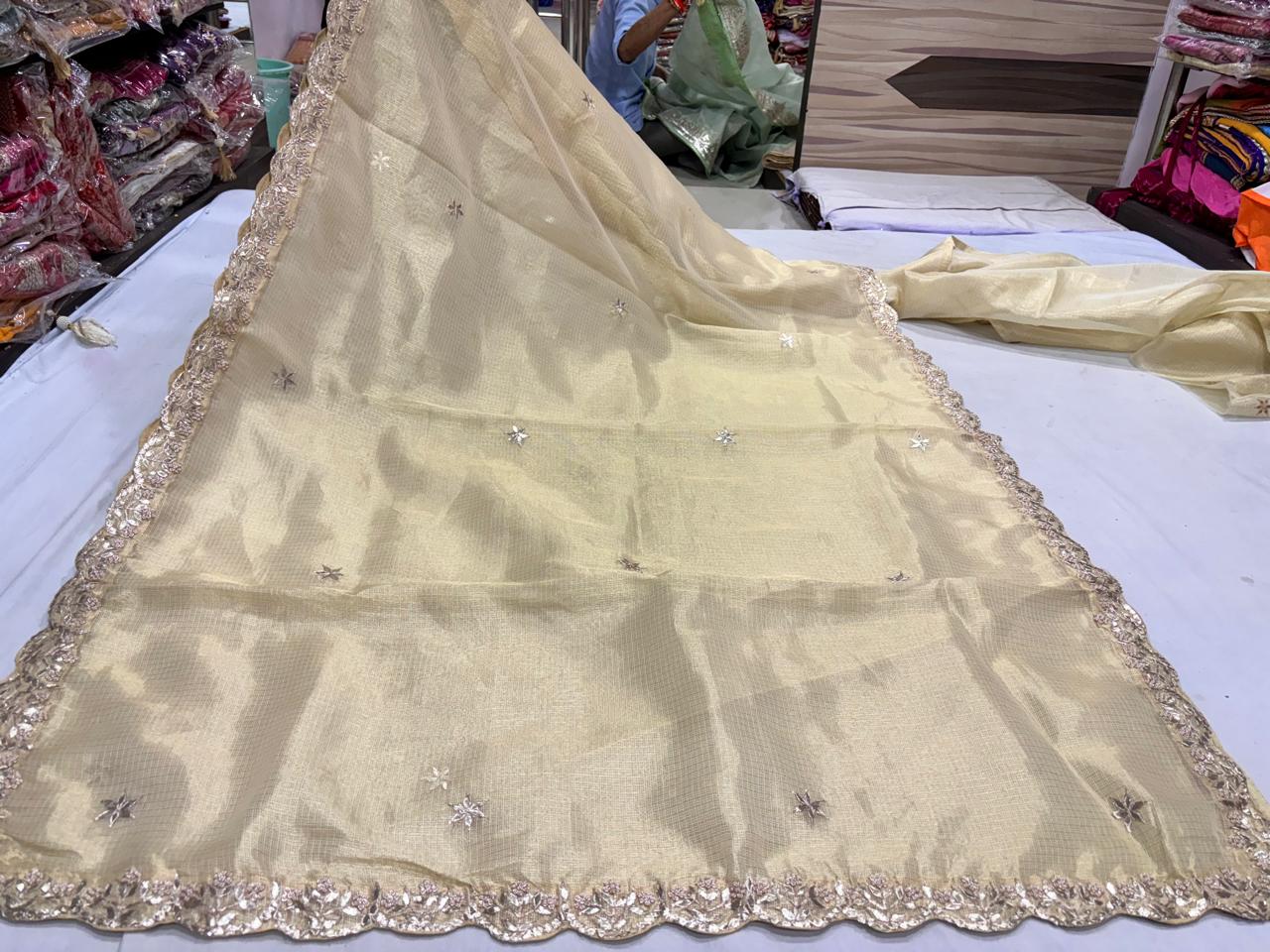 White Golden Gotti Patti